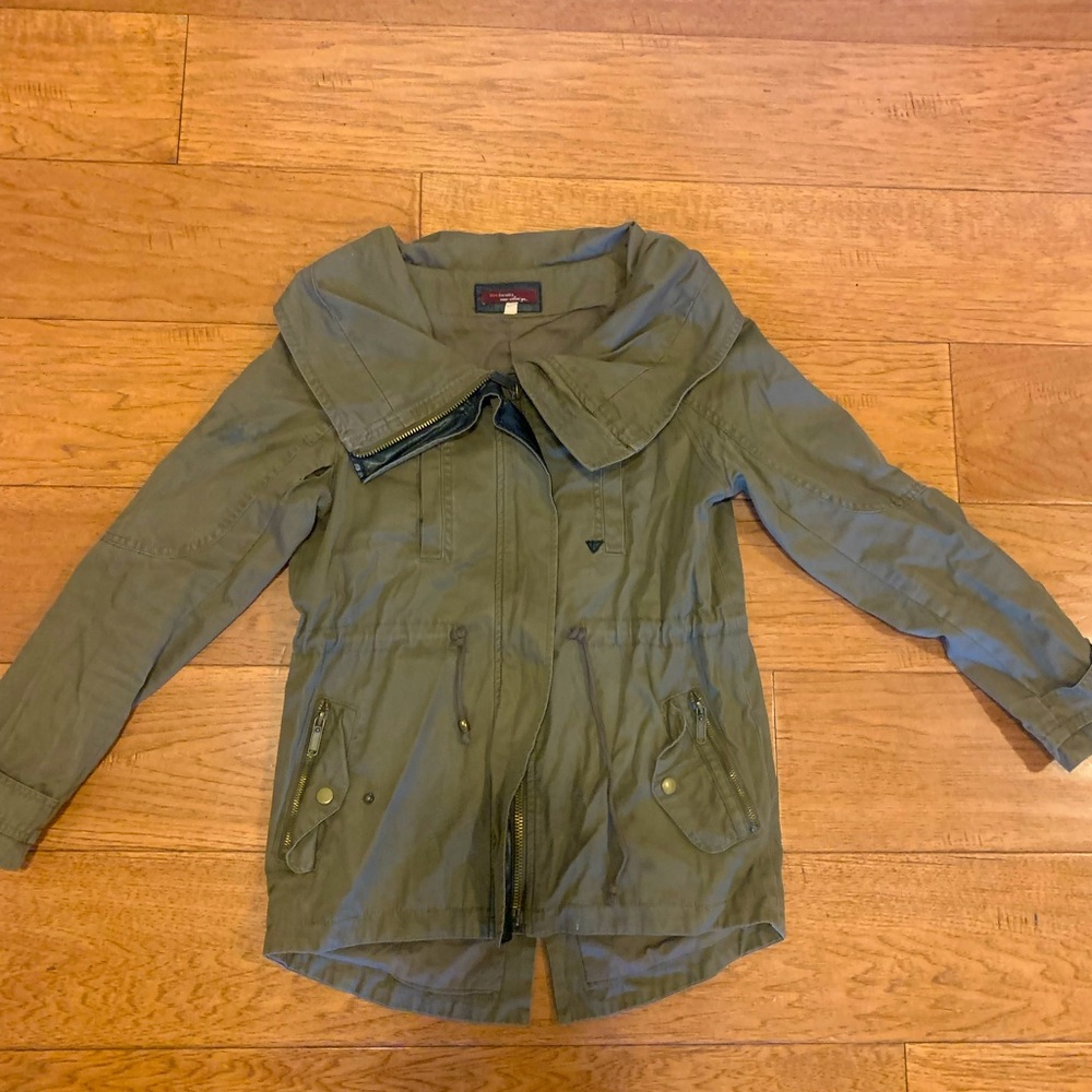 Army green coat/jacket